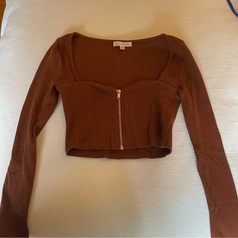 LA Hearts Top